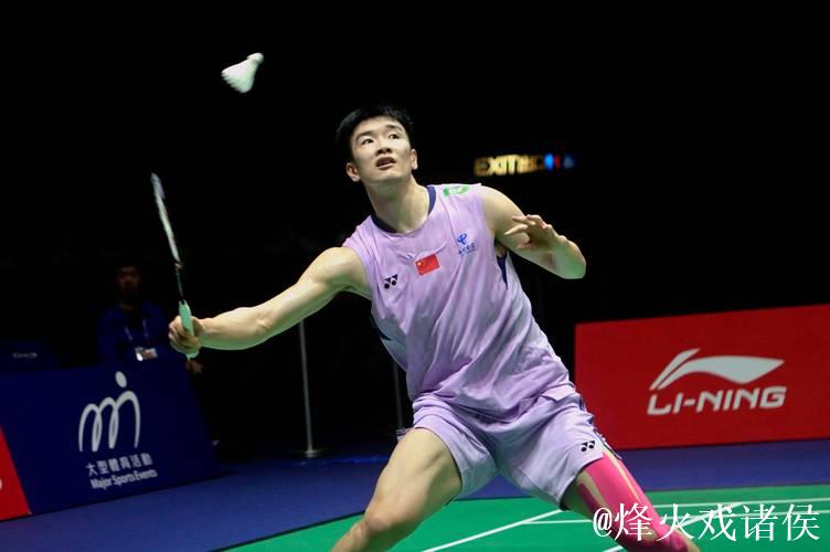 中国羽毛球大师赛：李诗沣击败梁峻豪顺利晋级